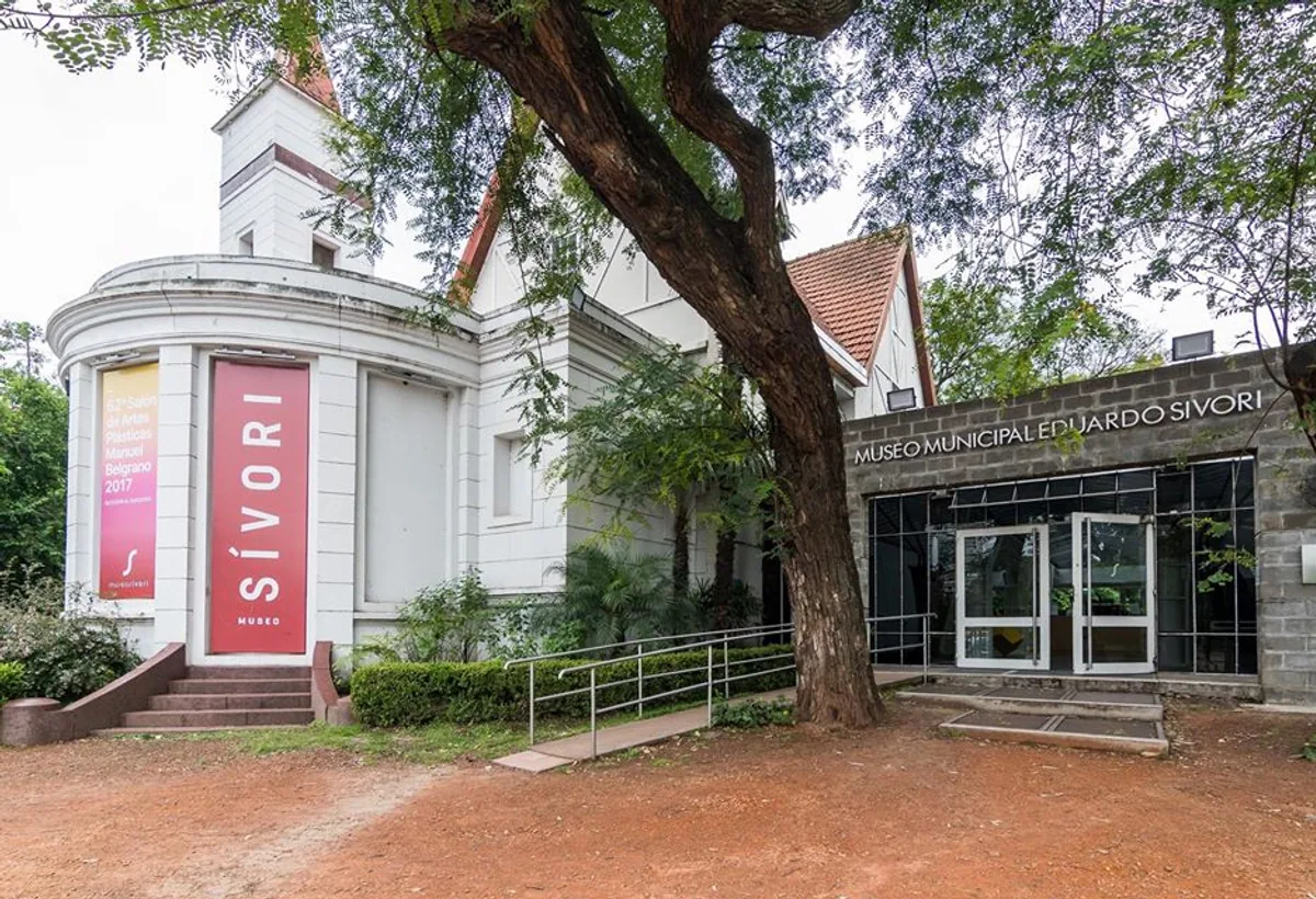 Vista de Museo de Artes Plásticas Eduardo Sívori